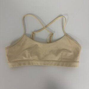 Alo Yoga Pale Yellow Airlift Intrigue Sports Bra